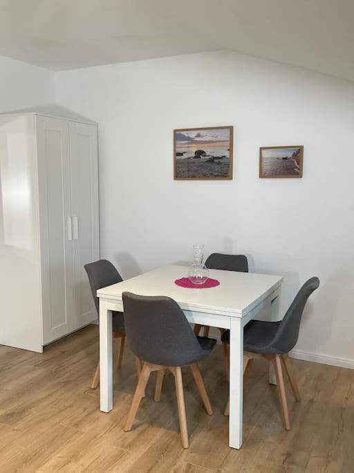 Modernes Apartment I In Oldenburg Exterior foto